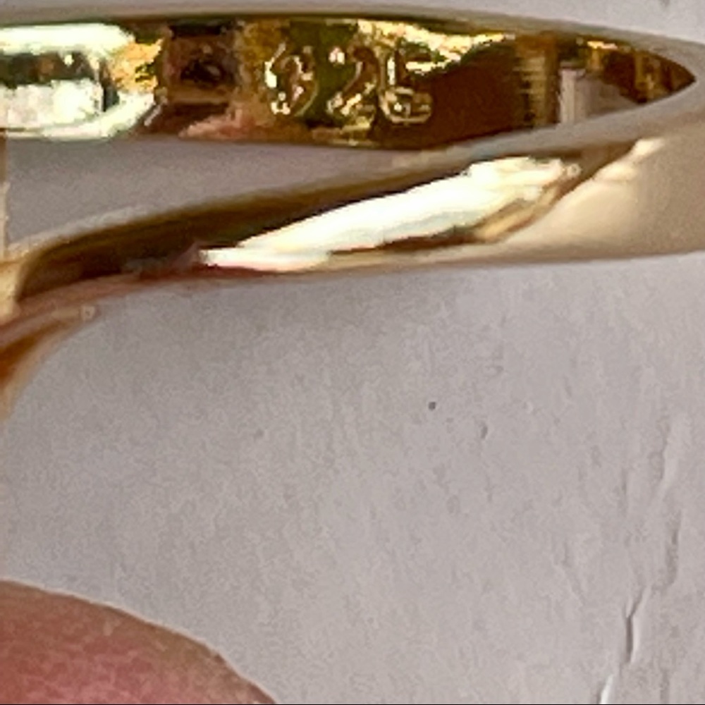 🎉HP🎉925 (stamped) w/18K gold overlay lab emerald ring dragonfly & leaf design - Picture 5 of 5
